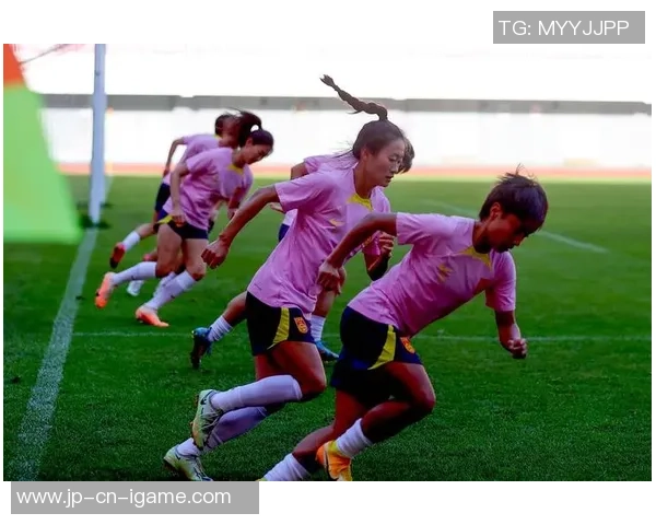 女子足球世界杯庆典蛋糕设计与制作分享让我们一起为女足加油 女子足球世界杯庆典蛋糕设计与制作分享让我们一起为女足加油